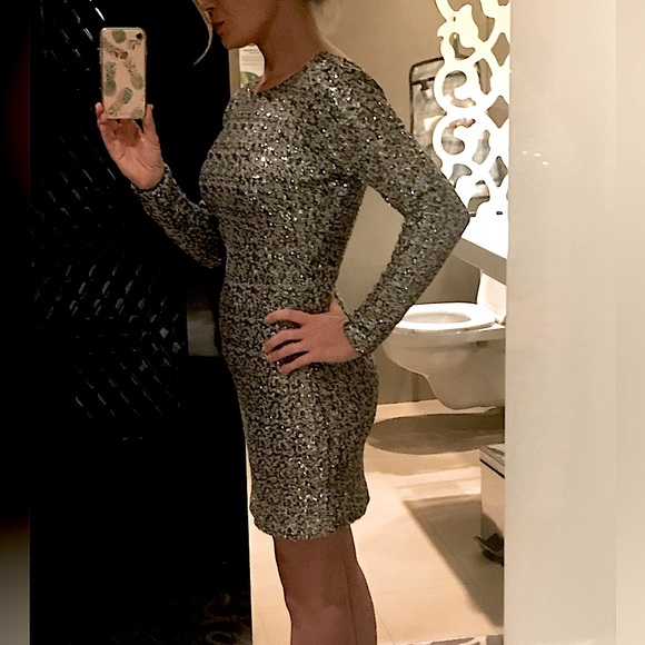 Dress the Population Dresses & Skirts - Super flattering and fun dress!